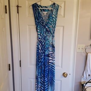 Maternity maxi dress